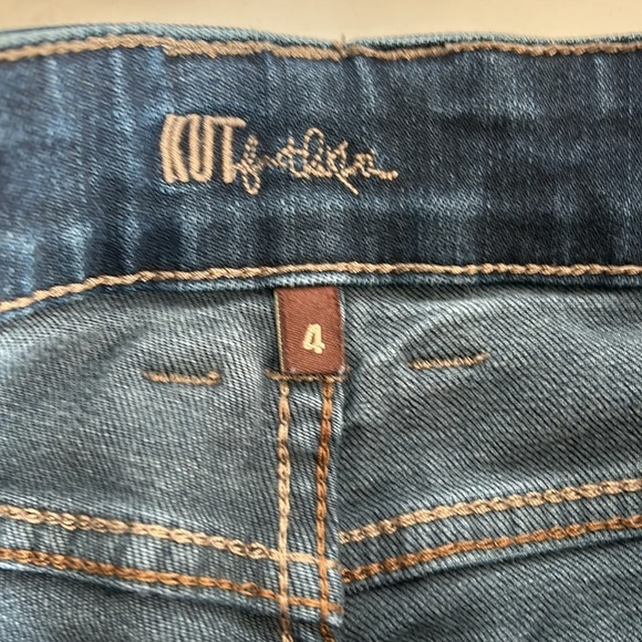 Kut from the Kloth low rise flare leg zip closure blue jeans size 4 - Picture 4 of 16